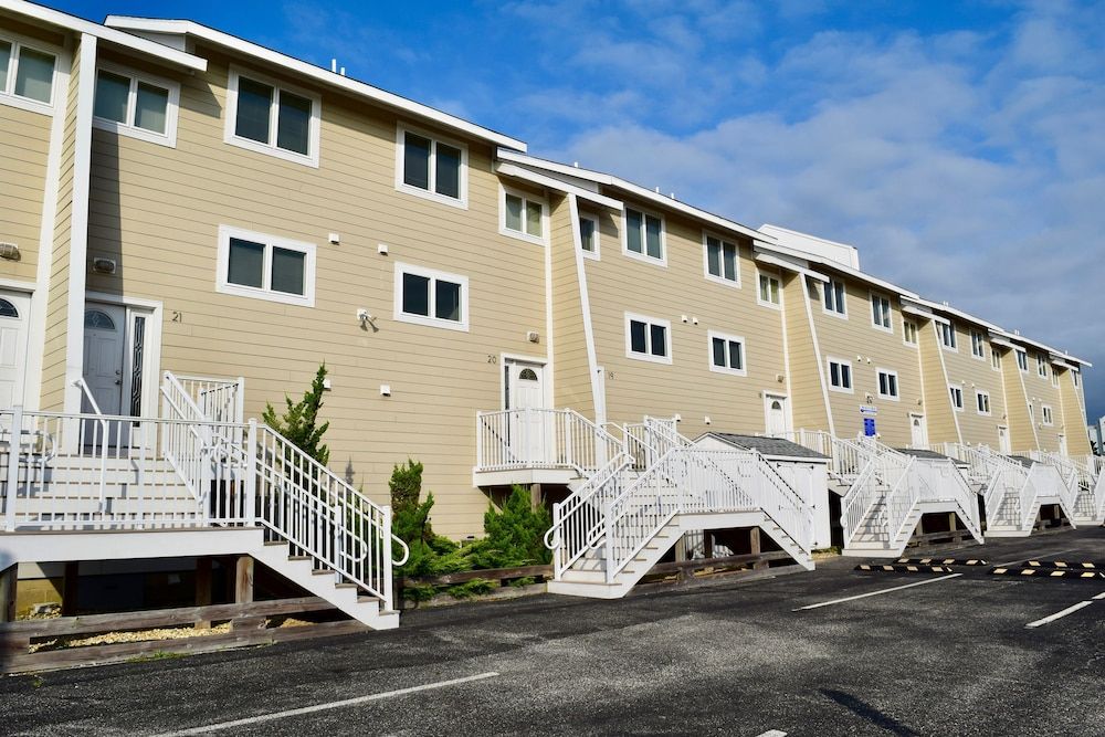 undefined Ocean High by Capital Vacations 2