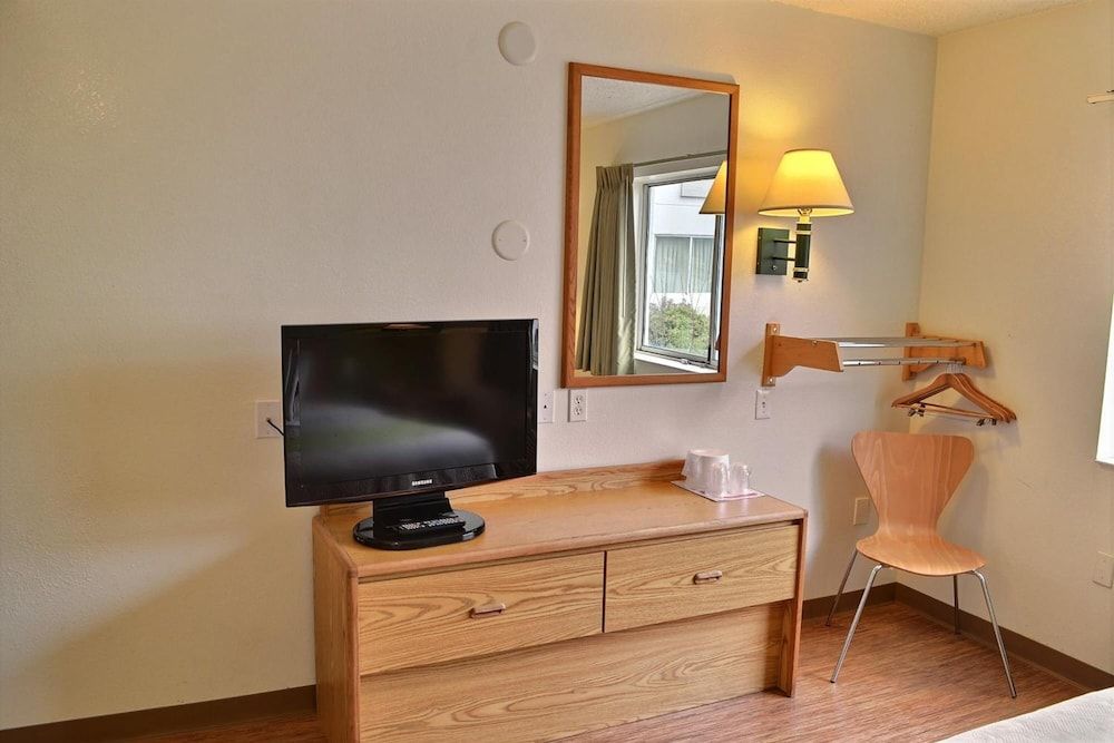 Standard Room, 2 Double Beds, Non Smoking
