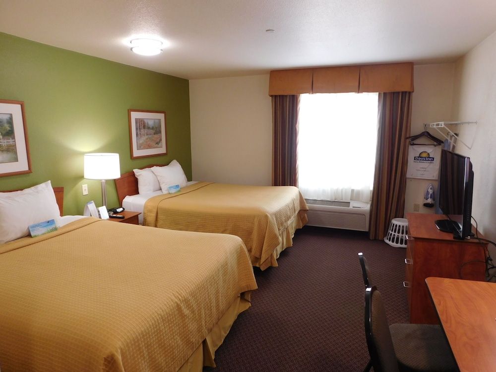 Room, 2 Queen Beds, Non Smoking