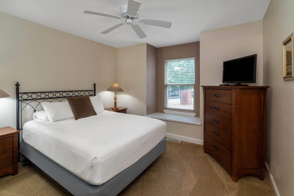 Studio, 1 Queen Bed, Non Smoking