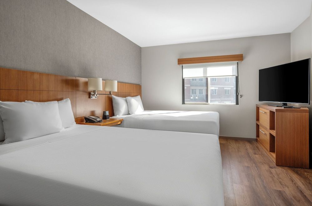 Room, 2 Queen Beds, Patio