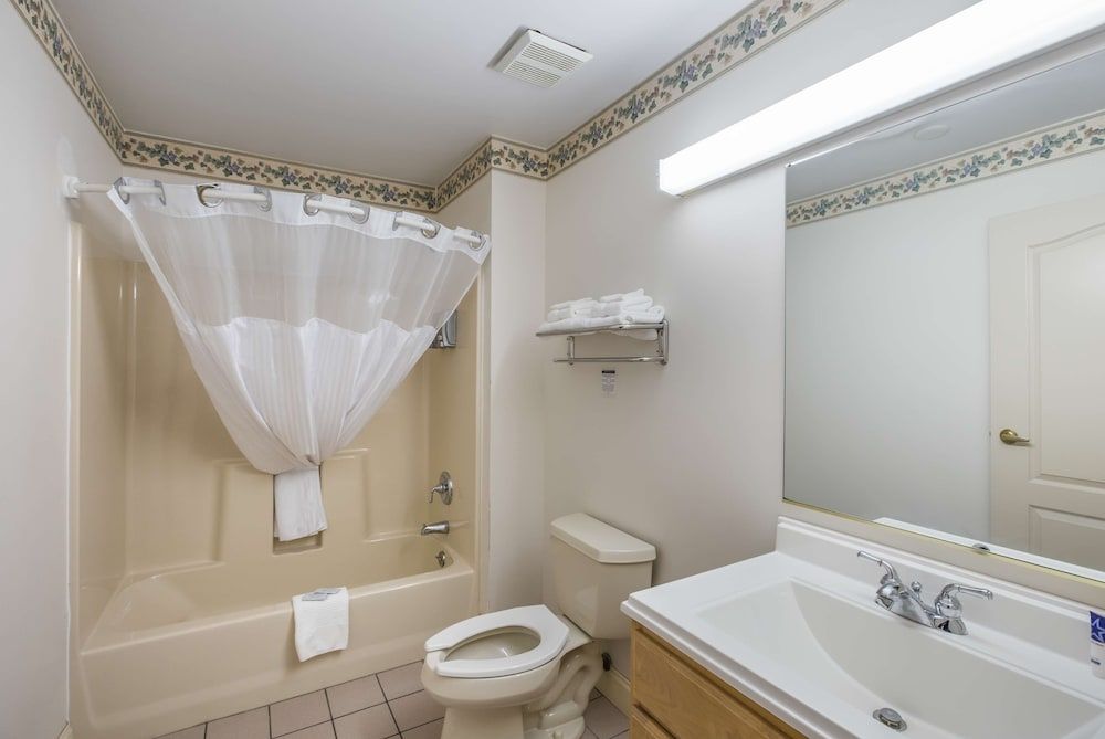 Suite, 1 King Bed, Non Smoking, Kitchen