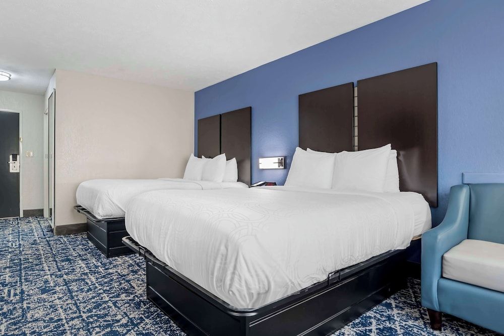 Standard Room, 2 Queen Beds, Non Smoking, Refrigerator & Microwave
