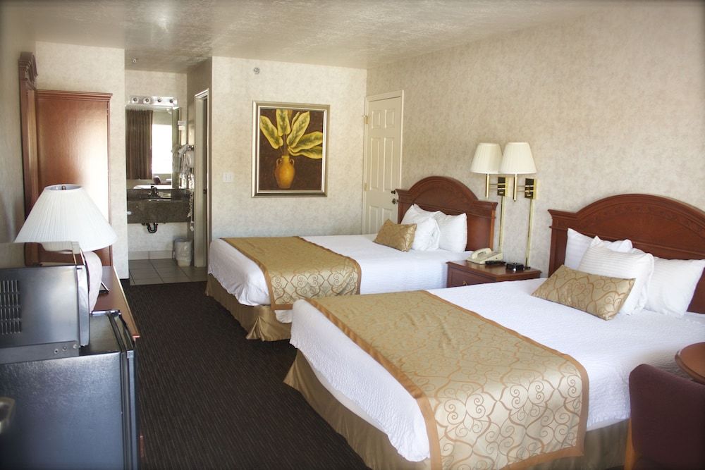 Room, 2 Queen Beds