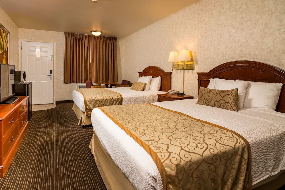 Room, 2 Queen Beds