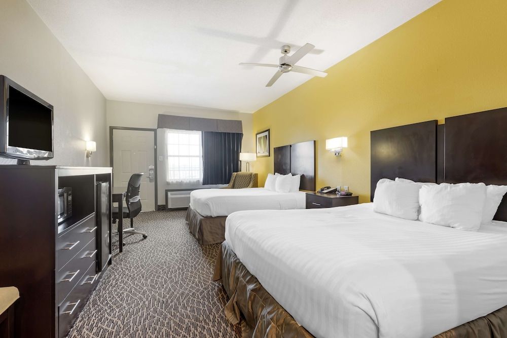 Standard Room, 2 Queen Beds, Non Smoking, Refrigerator & Microwave