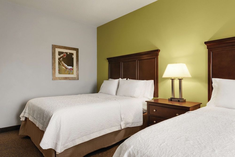 Room, 2 Queen Beds, Refrigerator & Microwave