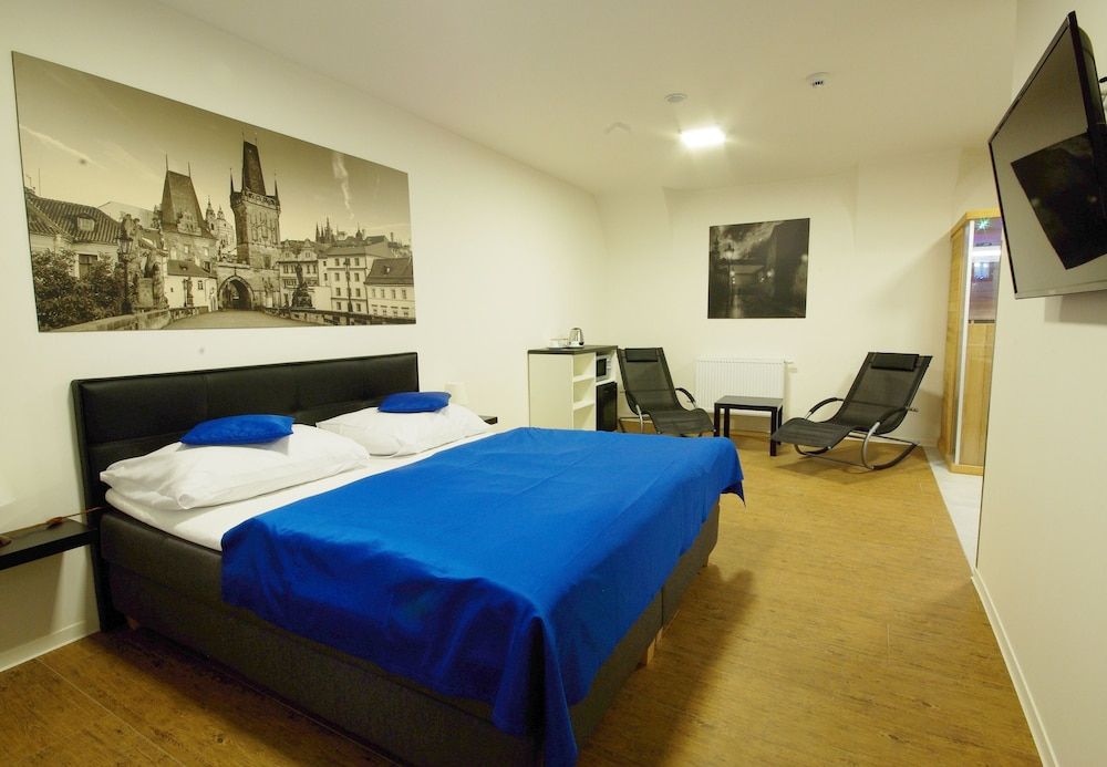 undefined Hotel Adeba 10