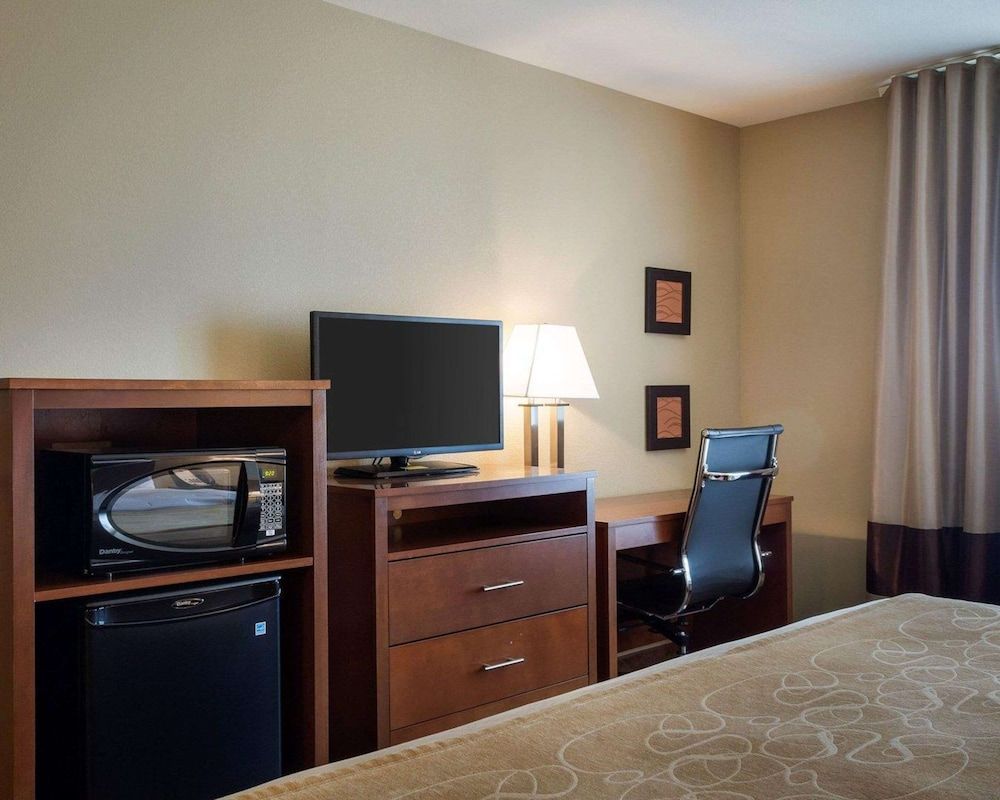 Standard Room, 1 King Bed, Non Smoking