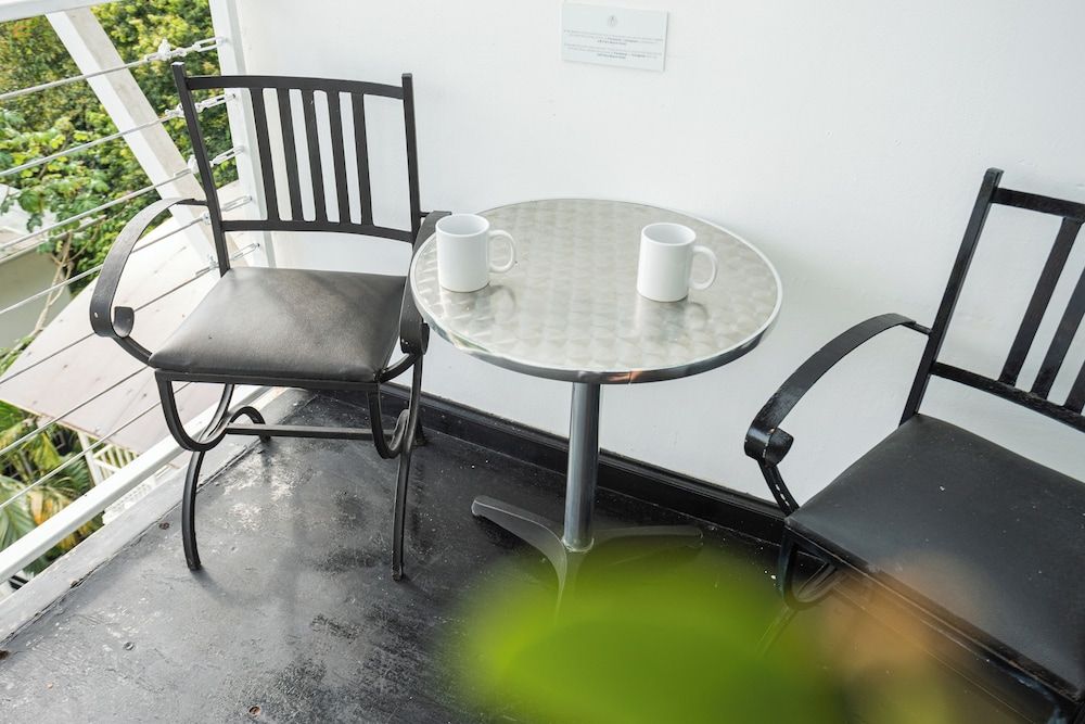 El Faro Containers Beach Hotel Superior Quadruple Room 11