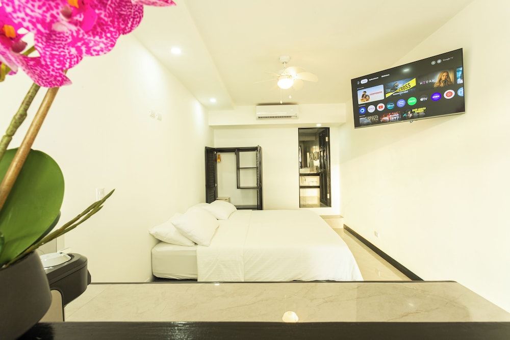 El Faro Containers Beach Hotel Panoramic Room, Ocean View 9