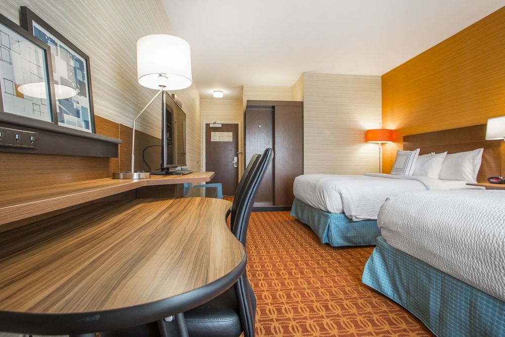 Room, 2 Queen Beds, Non Smoking