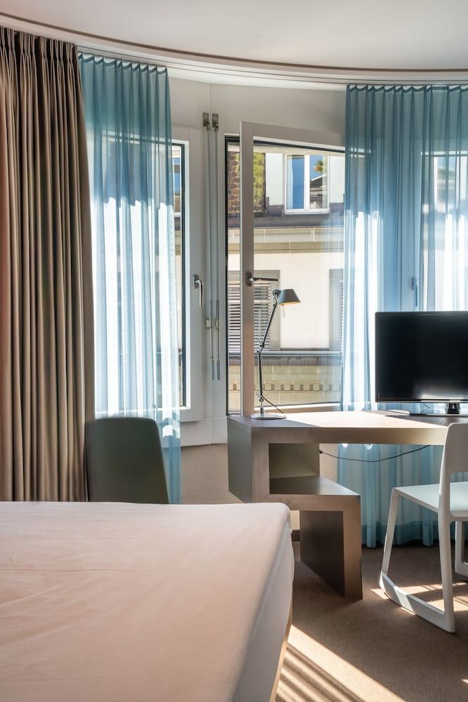 Hotel Continental Park DESIGN Double Room 4