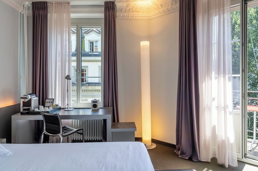 undefined Hotel Continental Park 7