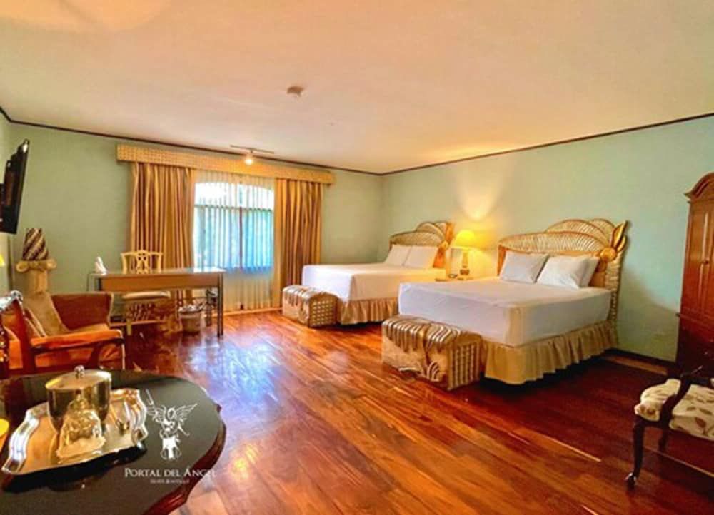 Deluxe Double Room, 2 Queen Beds, City View