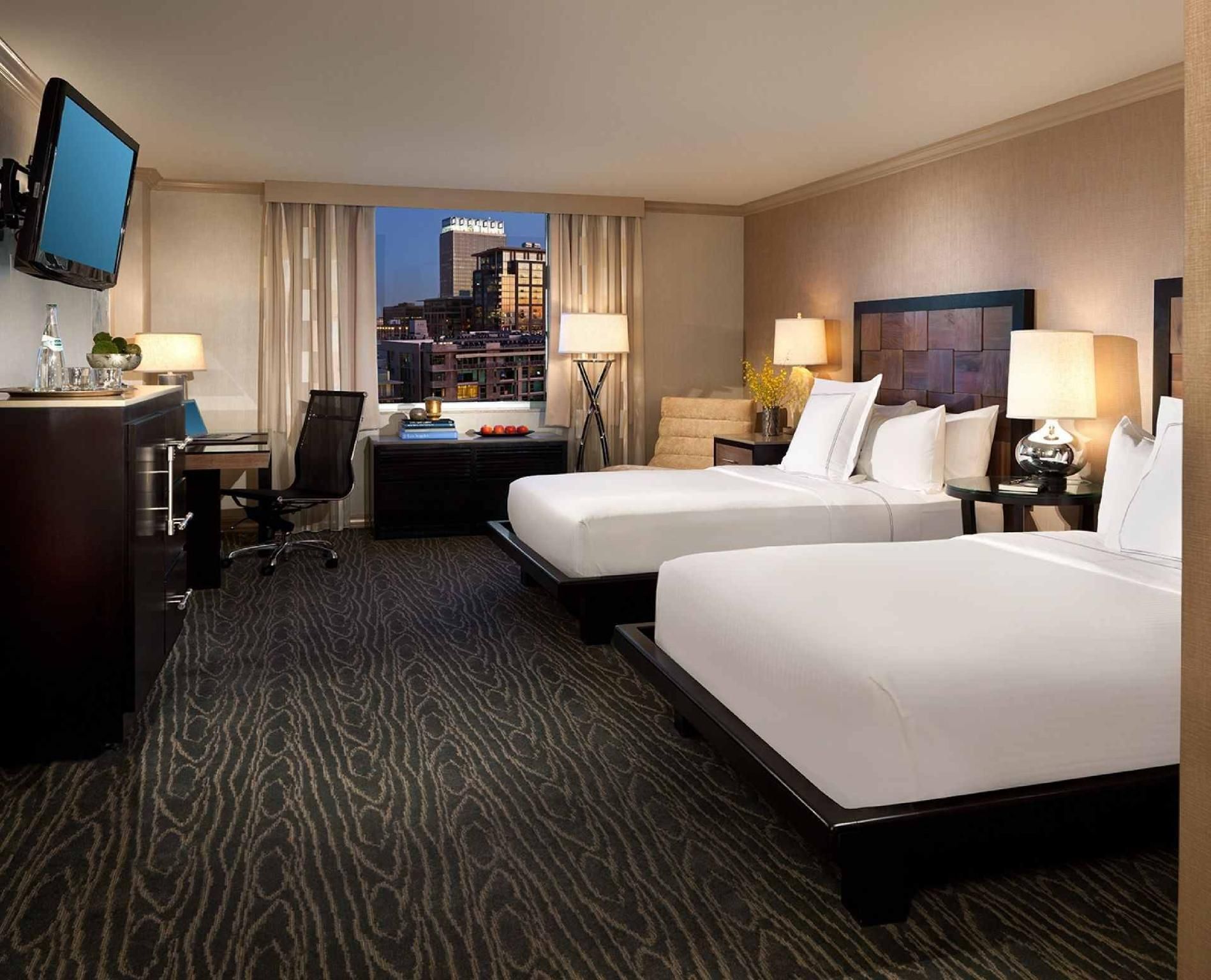 Superior 2 Queen Accessible