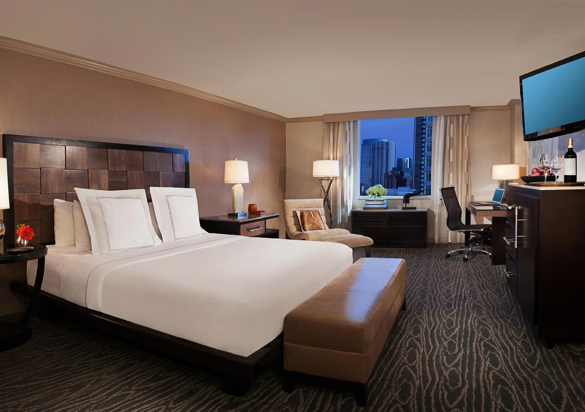 E-Central Downtown Los Angeles Hotel Superior King Accessible 2