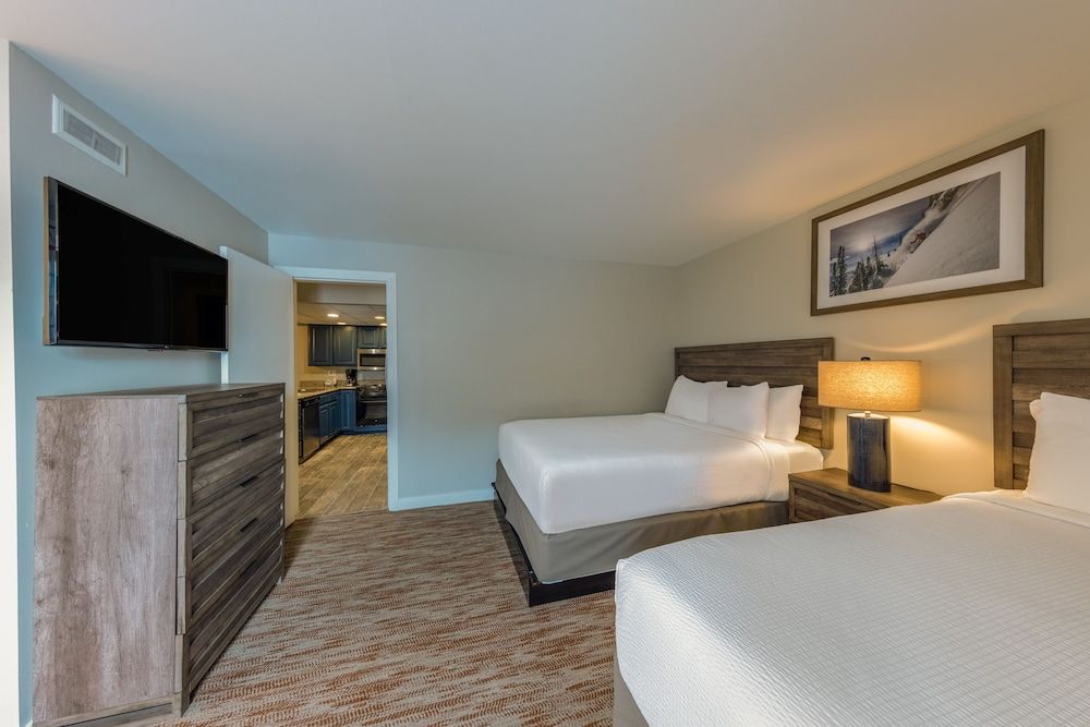 2 Bedroom Suite