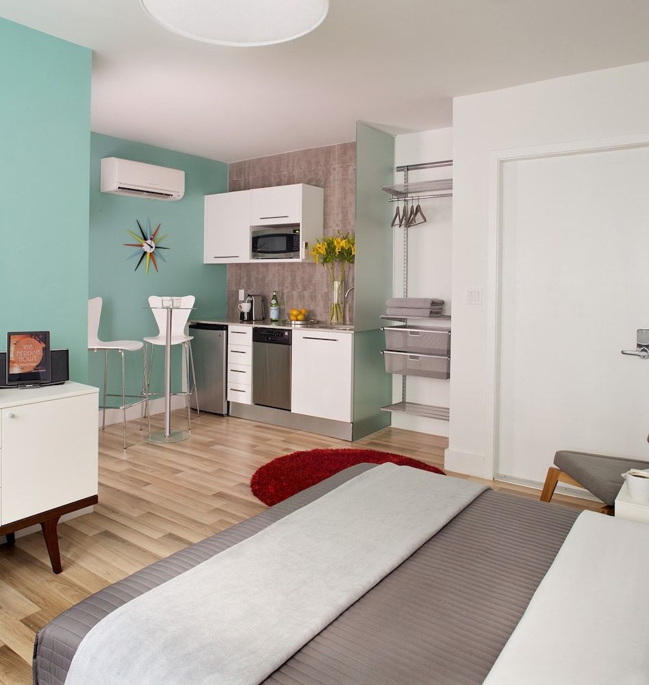 undefined 1818 Meridian House Apartments and Suites by Eskape Collection 2