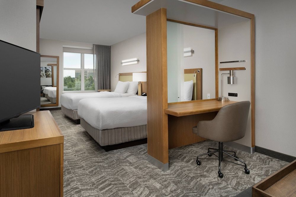 Studio, 2 Queen Beds (Mobility/Hearing Accessible, Tub)