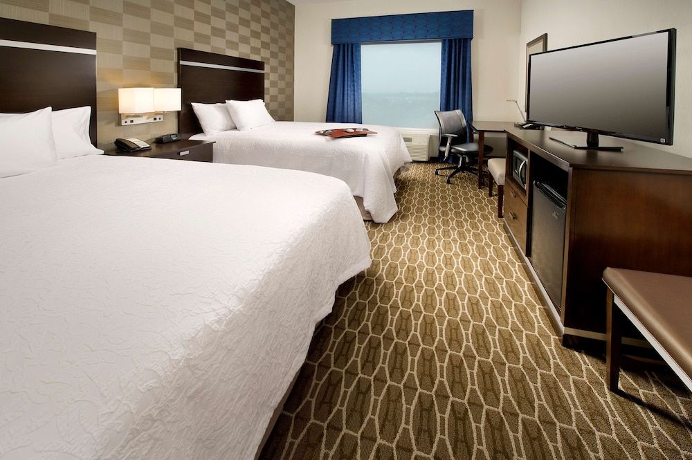 Room, 2 Queen Beds, Accessible, Non Smoking