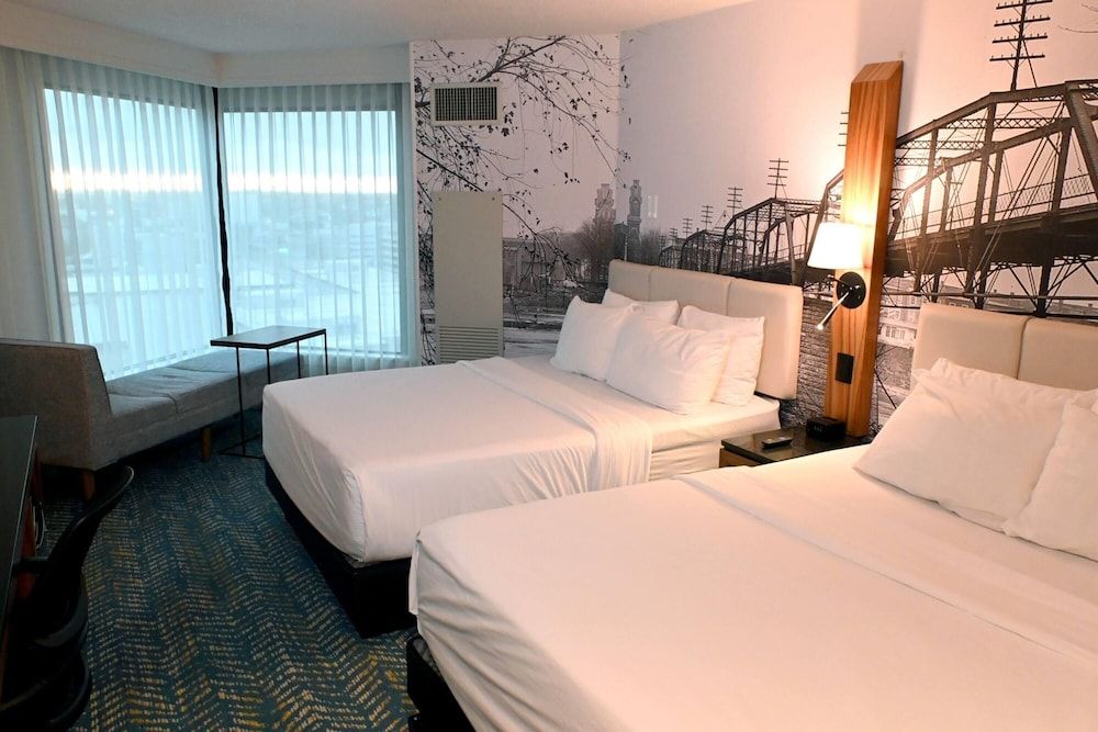 undefined Fort Pontchartrain Detroit, a Wyndham Hotel 2