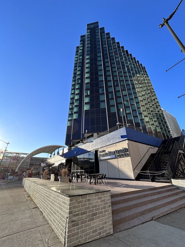 undefined Fort Pontchartrain Detroit, a Wyndham Hotel 8