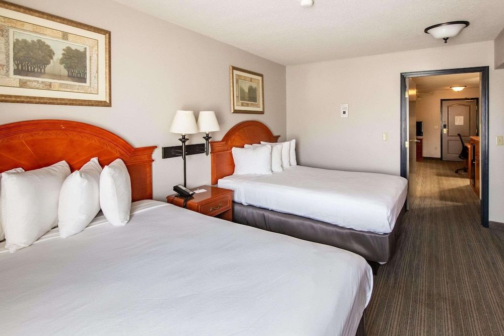 Room, 2 Queen Beds, Accessible, Non Smoking