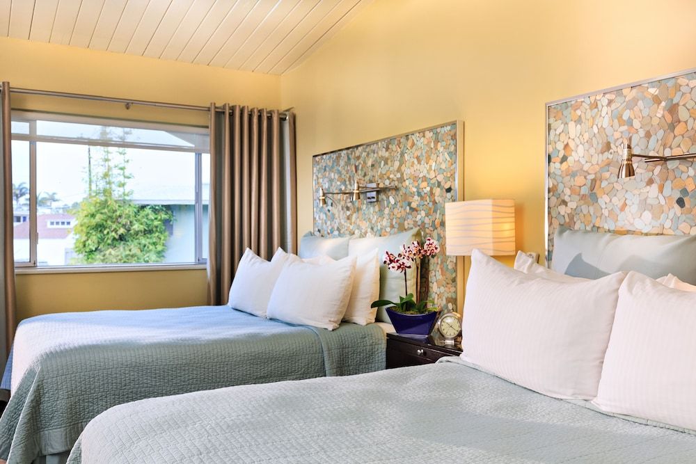 undefined The Inn at East Beach 2