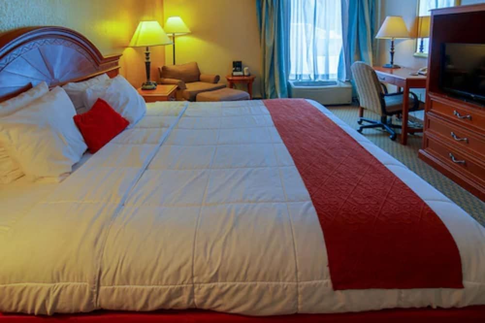 Hotel M Mount Pocono Standard Room, 1 King Bed 4