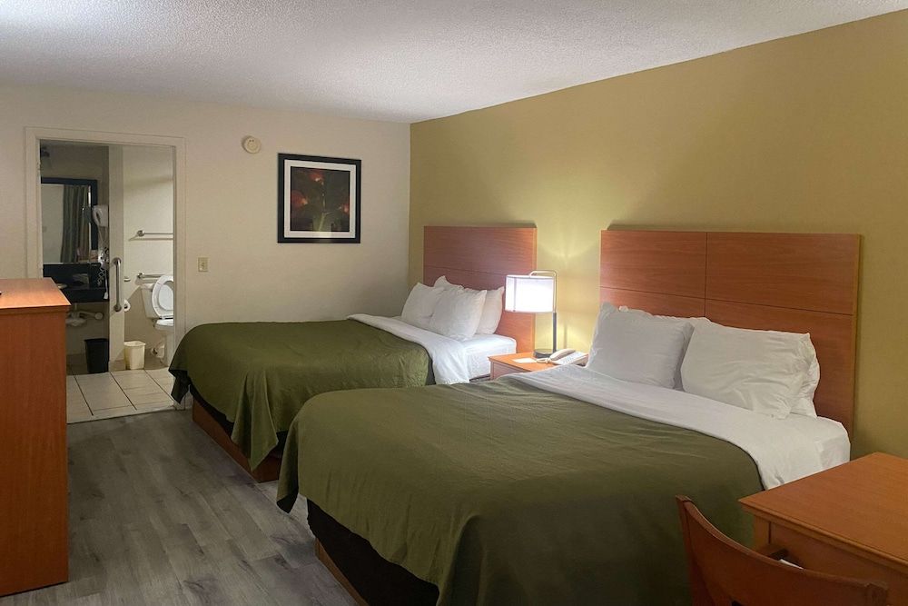 Room, 2 Queen Beds, Accessible, Non Smoking
