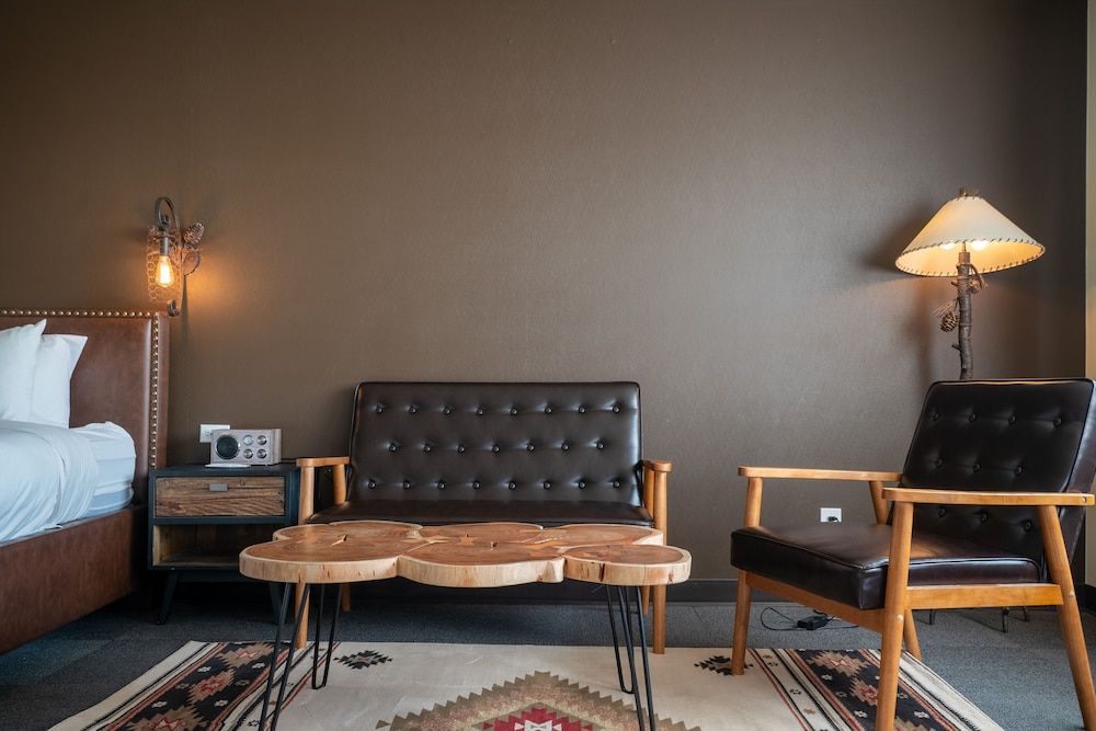 Campfire Hotel Bunk Crew King Pet Friendly 5