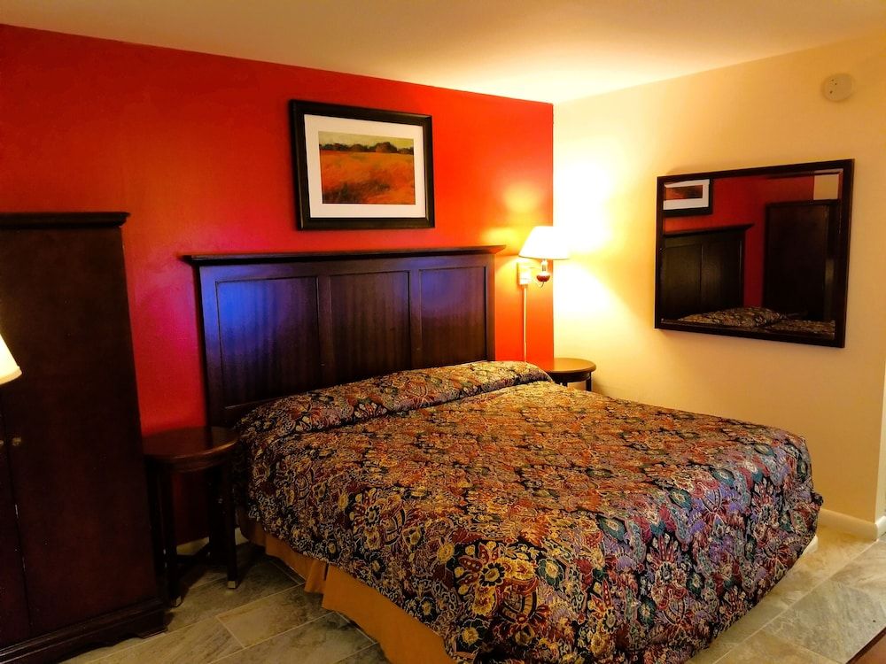 Americas Best Value Inn Arkansas City Room, 1 King Bed, Non Smoking