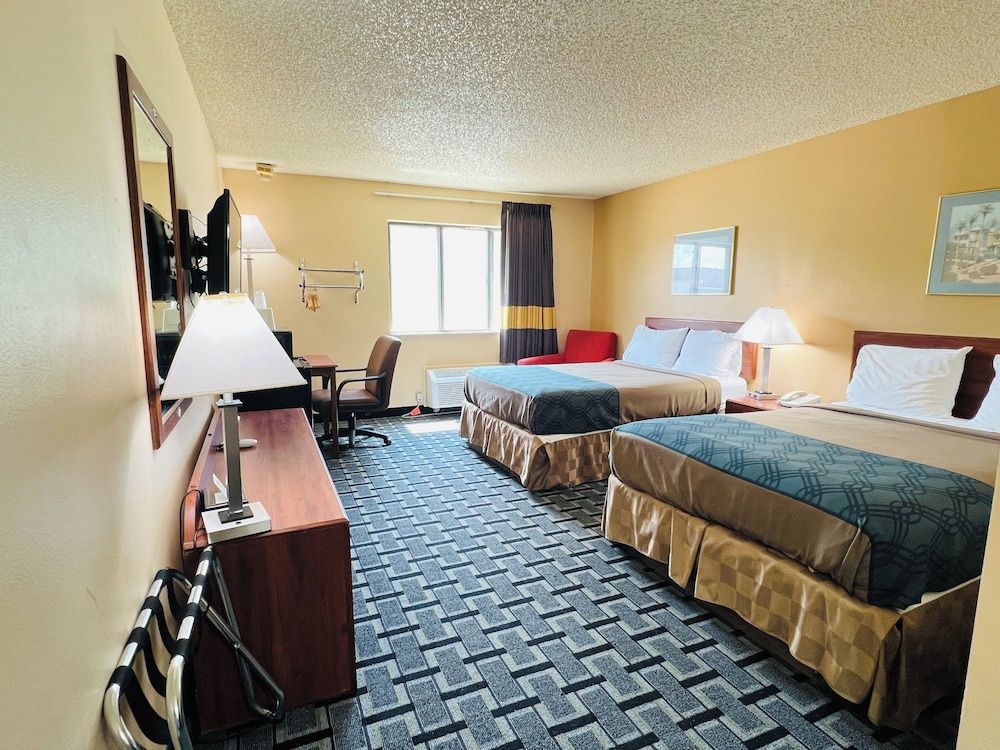 Double Room, 2 Double Beds, Accessible