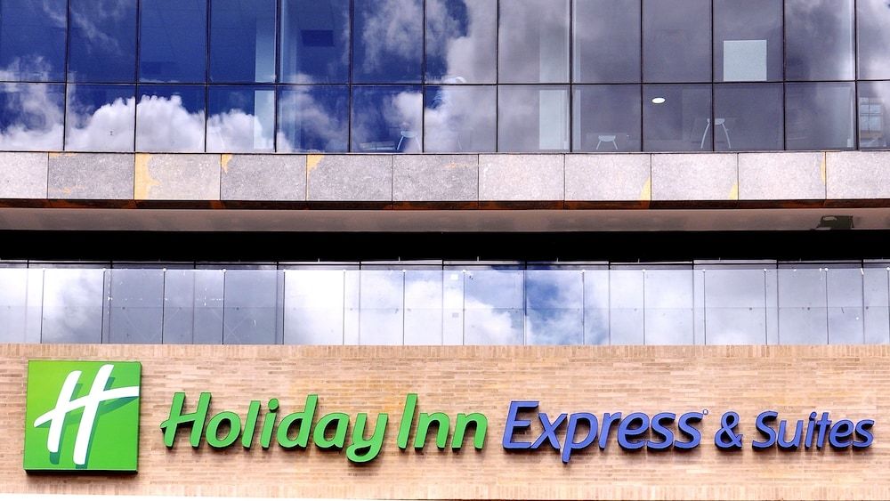 undefined Holiday Inn Express & Suites Bogota Zona Financiera by IHG 5