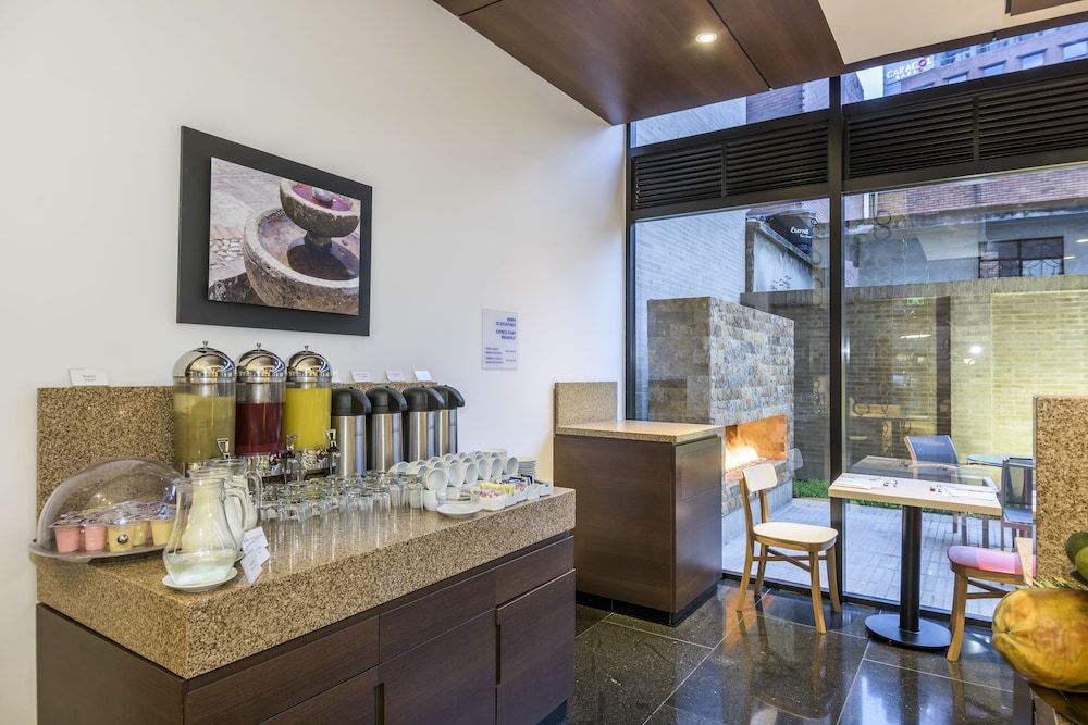 undefined Holiday Inn Express & Suites Bogota Zona Financiera by IHG 8