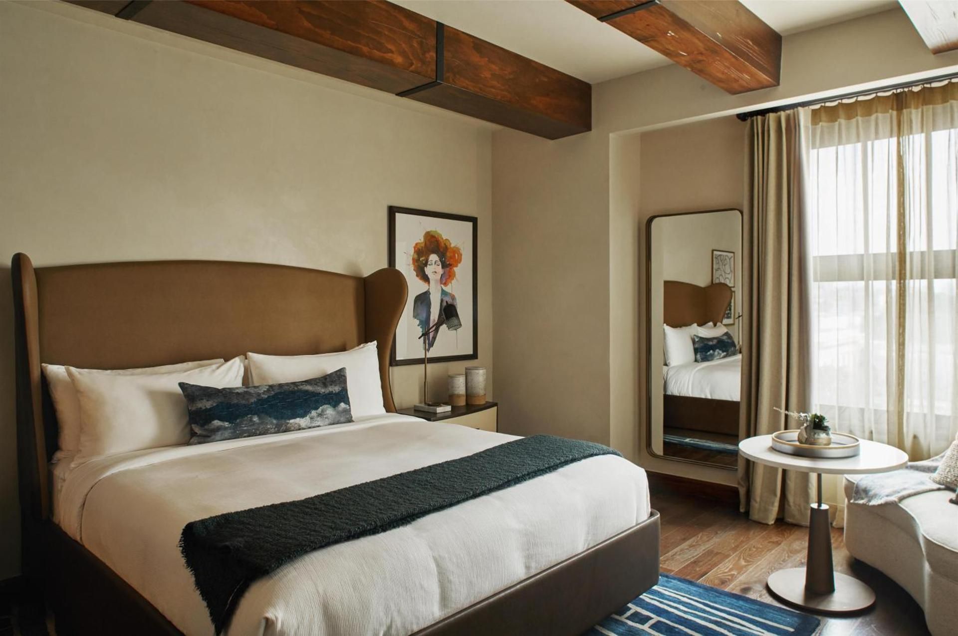 1 King Bed ADA With Roll-in Shower