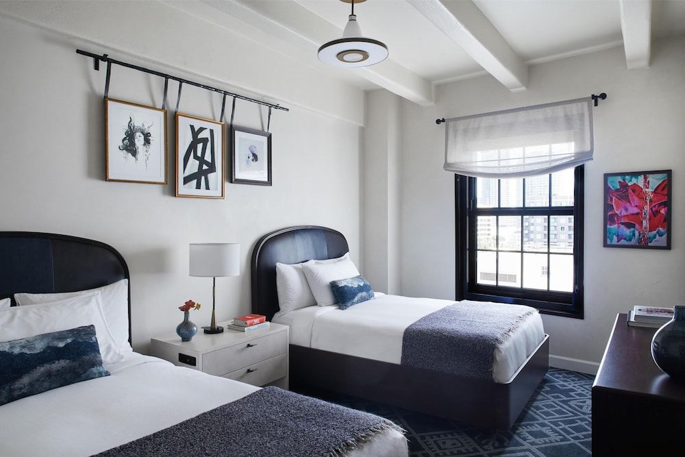 undefined Hotel Figueroa, Unbound Collection by Hyatt 10