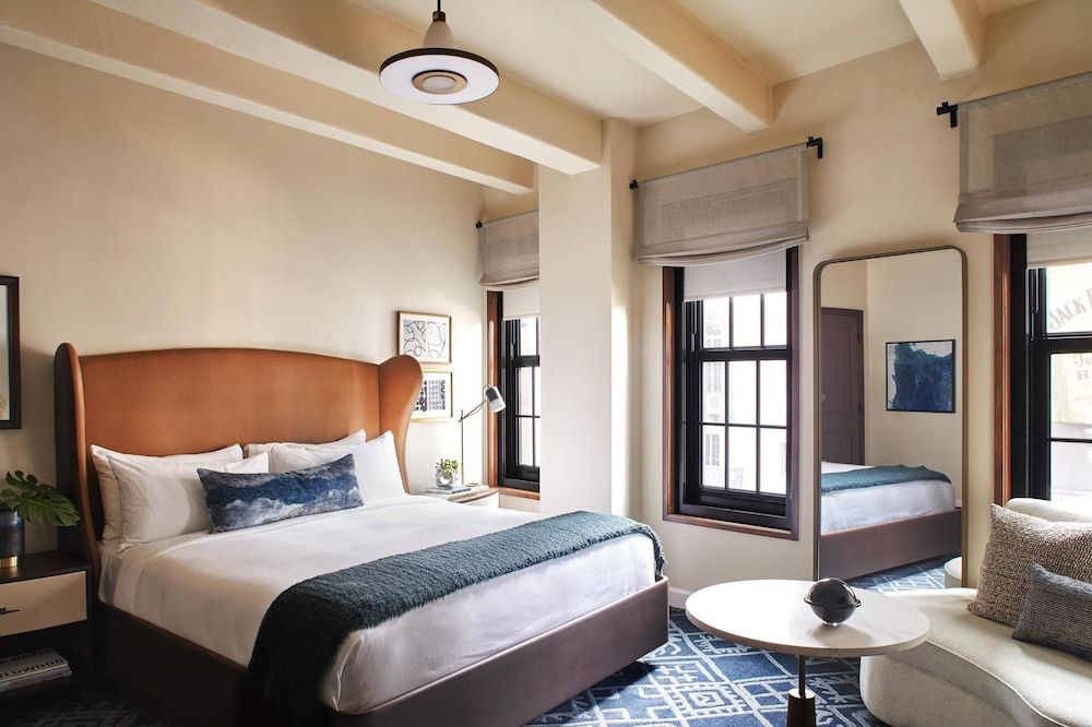 Hotel Figueroa, Unbound Collection by Hyatt Room, 1 King Bed 2