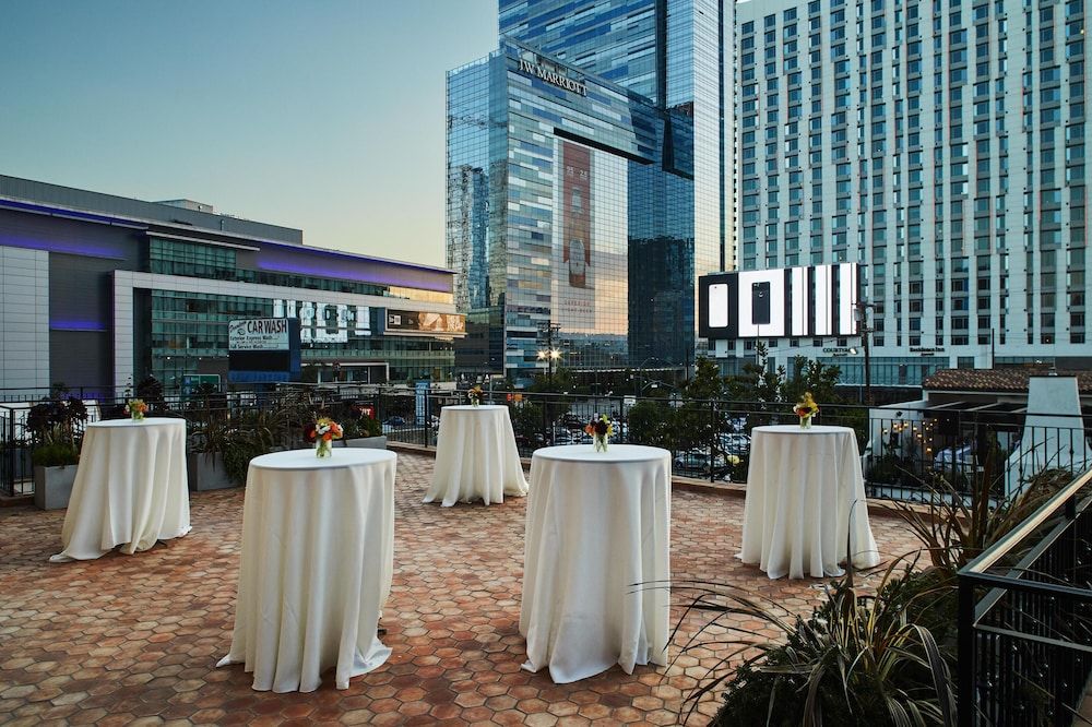 undefined Hotel Figueroa, Unbound Collection by Hyatt 3