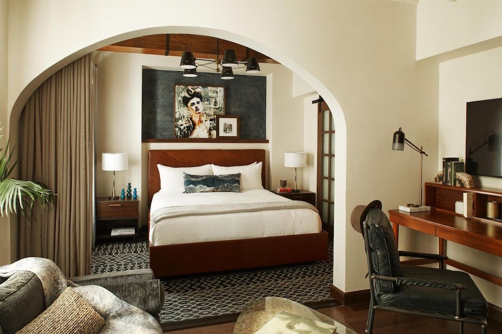 Junior Suite, 1 King Bed