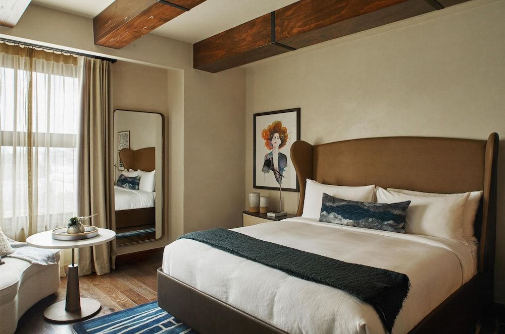 Hotel Figueroa, Unbound Collection by Hyatt Room, 1 King Bed