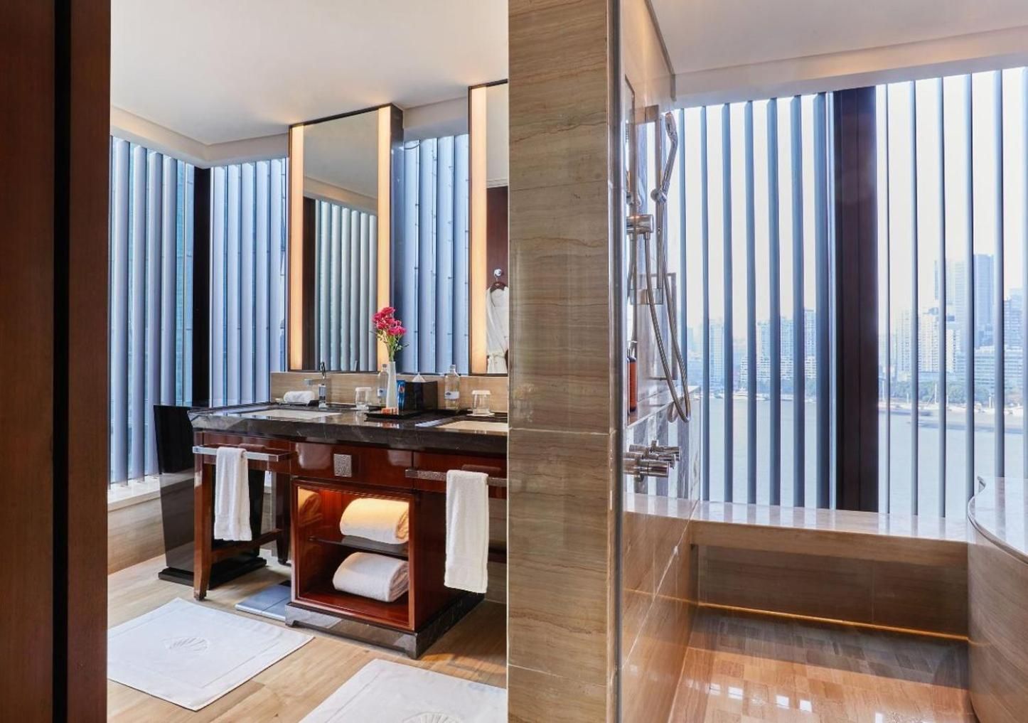 undefined Mandarin Oriental Pudong, Shanghai 6