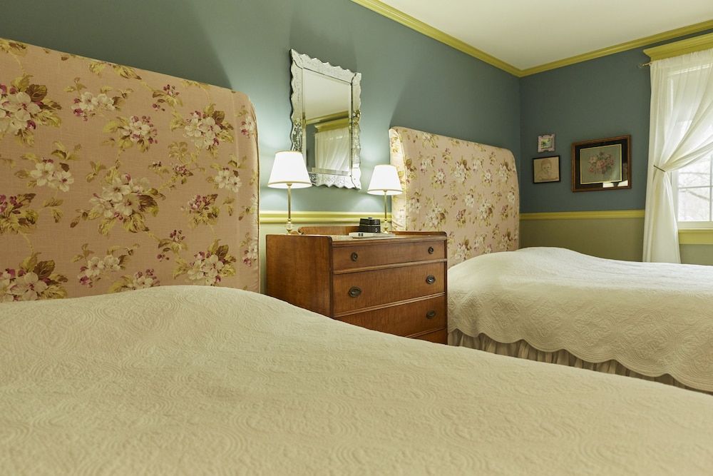 Room, 2 Queen Beds (Maple Glen)