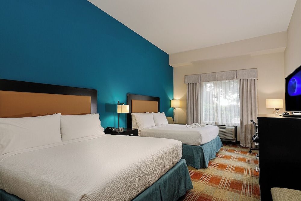 undefined Holiday Inn Express Hotel & Suites Houston NW-Brookhollow by IHG 3