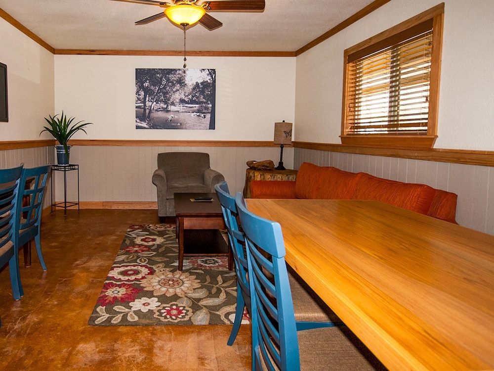 Suite, 1 Bedroom (Two Double Beds)