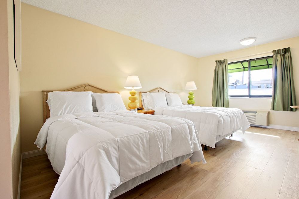 Rotex Western Inn Economy Room, 2 Double Beds