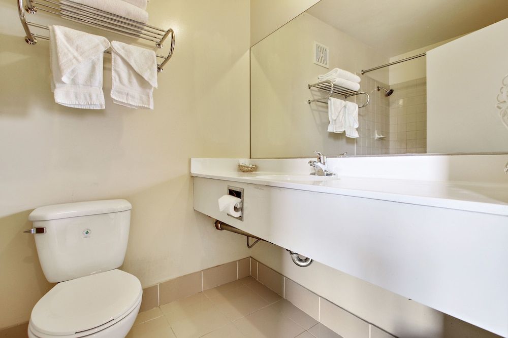 Rotex Western Inn Economy Room, 2 Double Beds 3