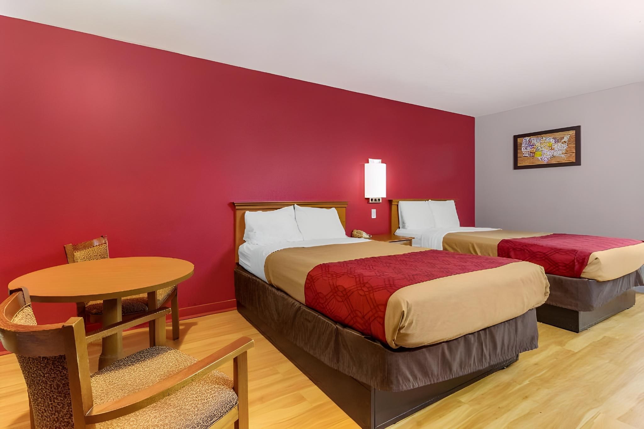 2 Double Beds Nonsmoking