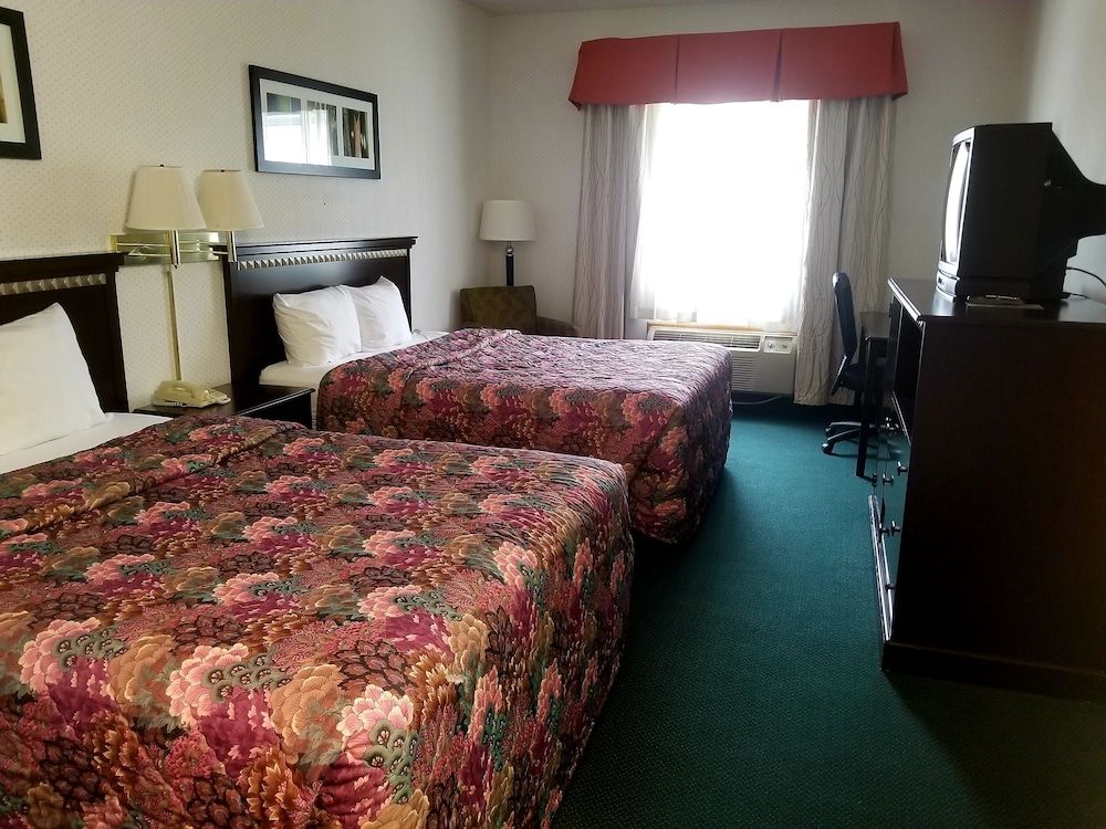 Standard Room, 2 Queen Beds, Non Smoking